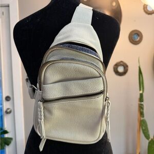 Stylish Cream Leather Crossbody Sling Bag